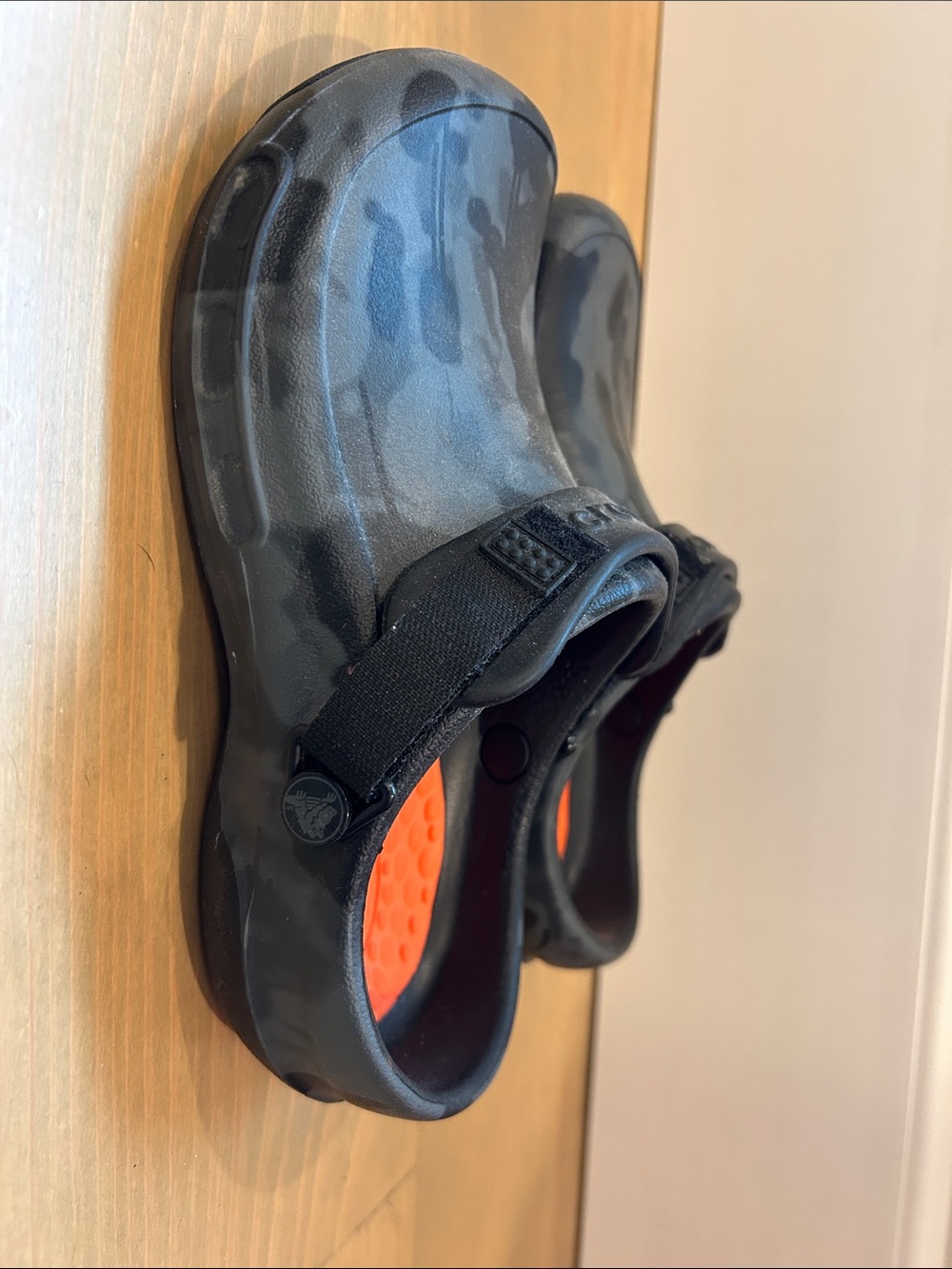 Crocs LiteRide size 8 - Picture 1 of 3
